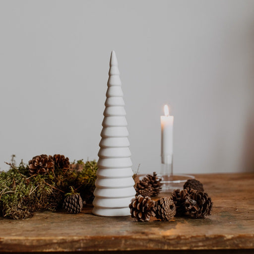 Storefactory Granliden albero di Natale in ceramica, bianco 26cm 
