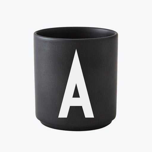 AJ tazza A nera di Design Letters